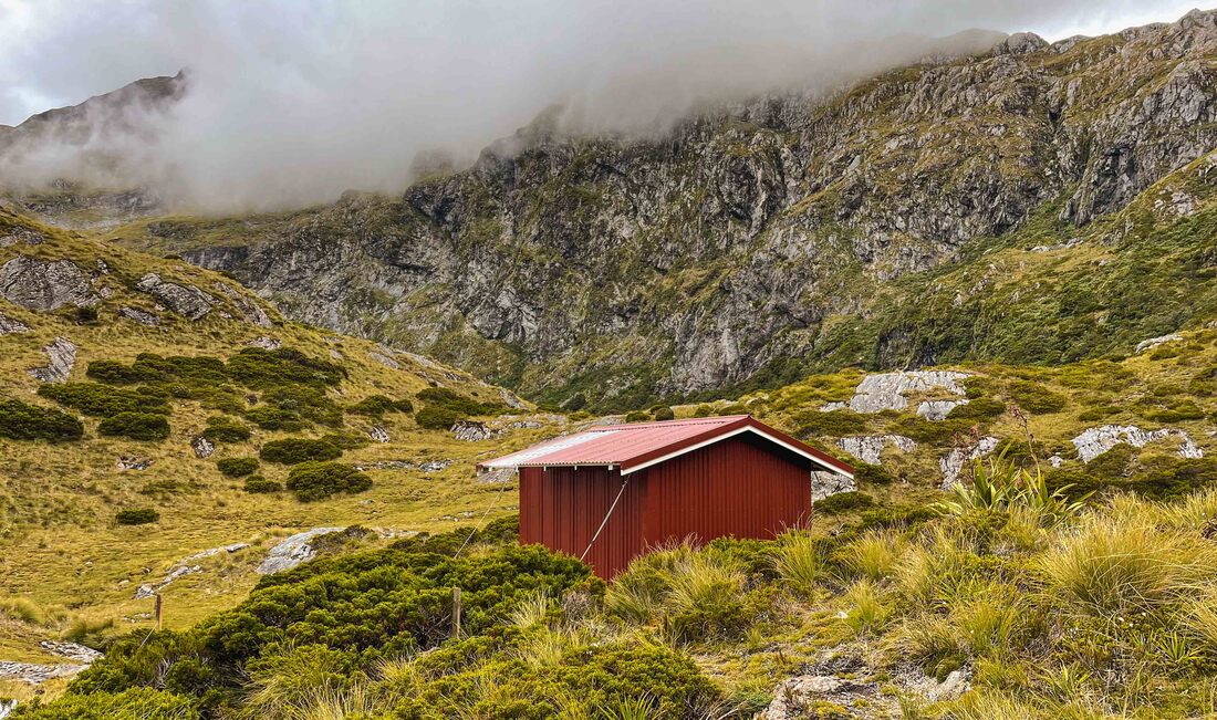 Miriakamba Hut - Saddle Hut